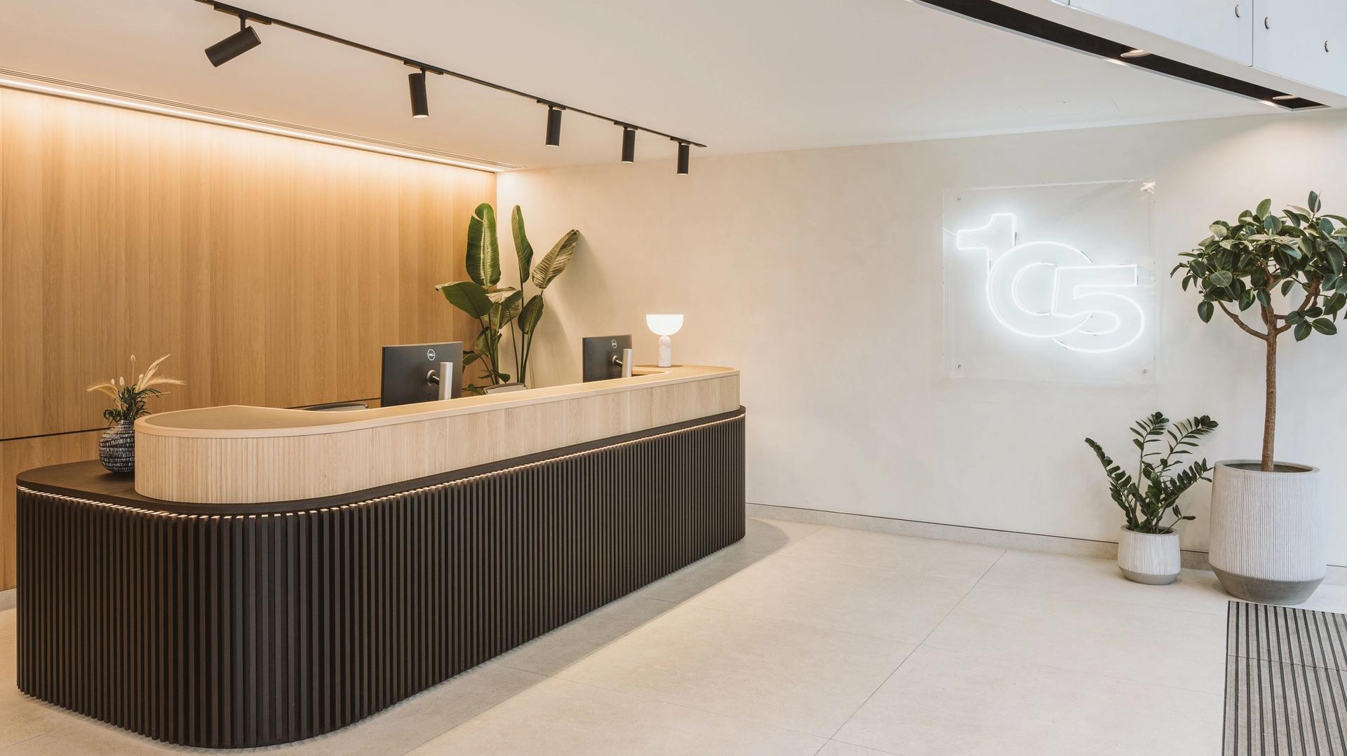 105 Wigmore St Reception completed
