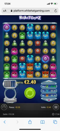 PlayGrand Casino Reactoonz player big win