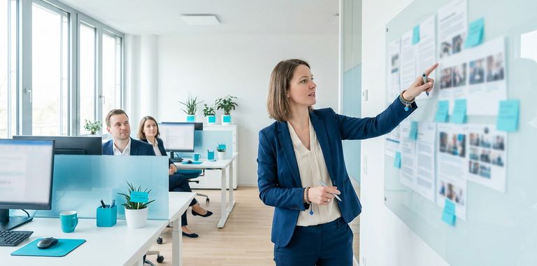 Social Media für Kanzleien: was es wirklich bringt – und was nicht
