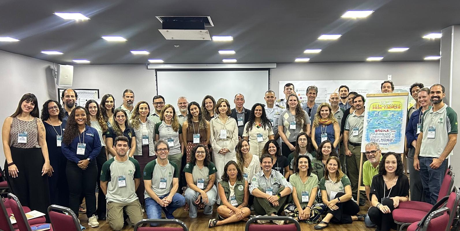 Encontro reuniu gestores do ICMBio, Marinha do Brasil, Ministério do Meio Ambiente, organizações da sociedade civil e academia para discutir aprimoramentos do processo de zoneamento e os planos de manejo de Unidades de Conservação costeiro marinhas no Brasil 