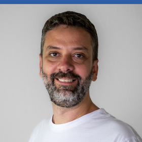 Foto de rosto de Rodrigo Schoenacher
