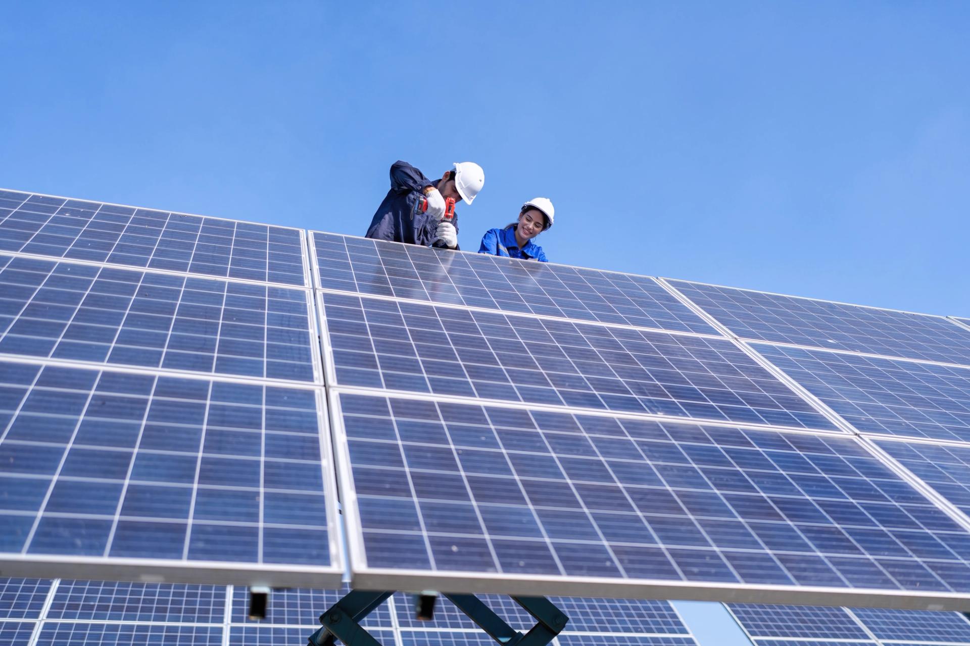 Power Ray crew repowering a utility-scale solar facility