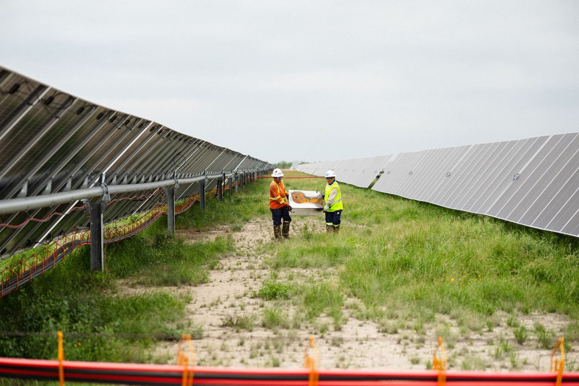 Cover image for What EPCs Miss When Hiring Subcontractors for Utility-Scale Solar