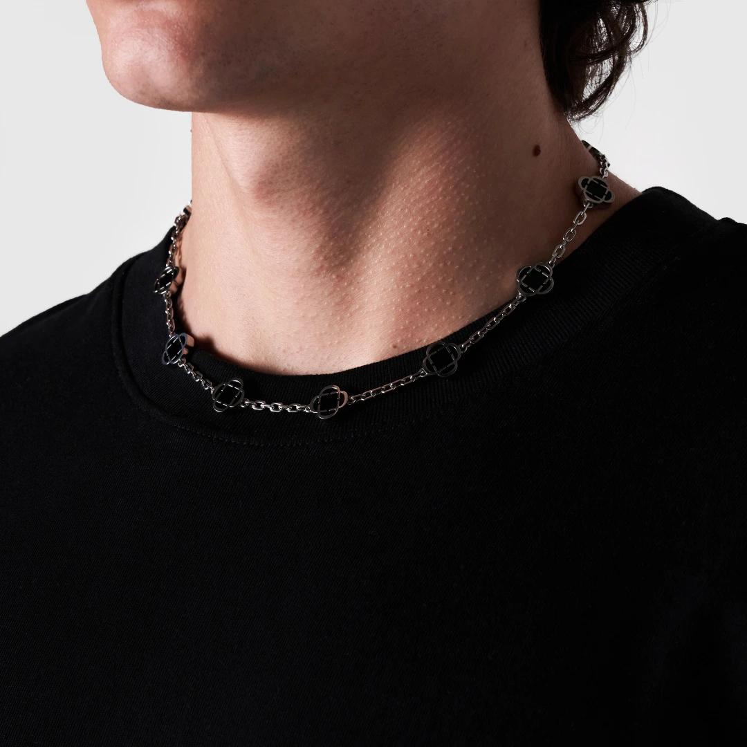 Azure Clover Chain - Black 3
