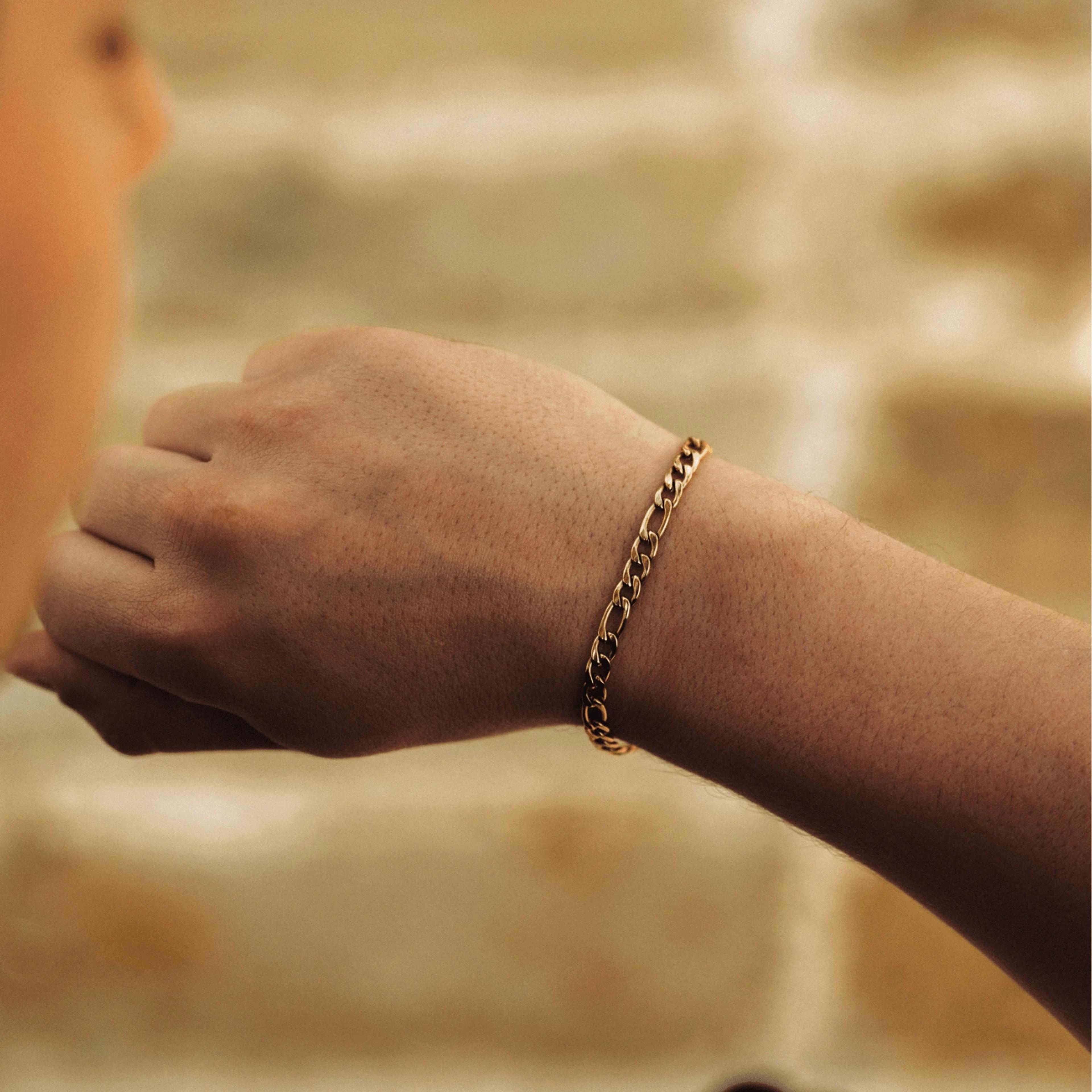 Gold Figaro Bracelet 4