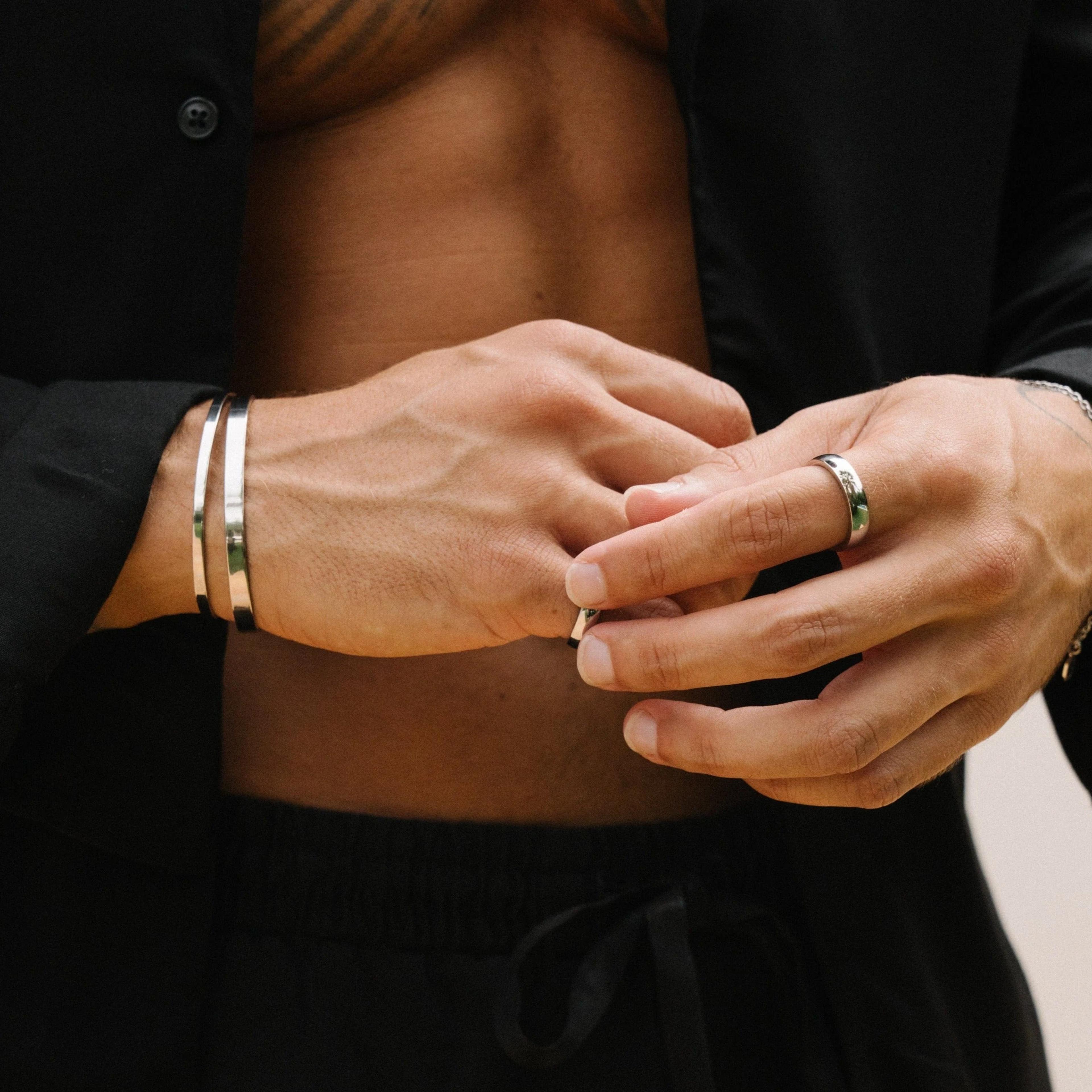 Ethereal Cuff Bracelet - (silver) 4