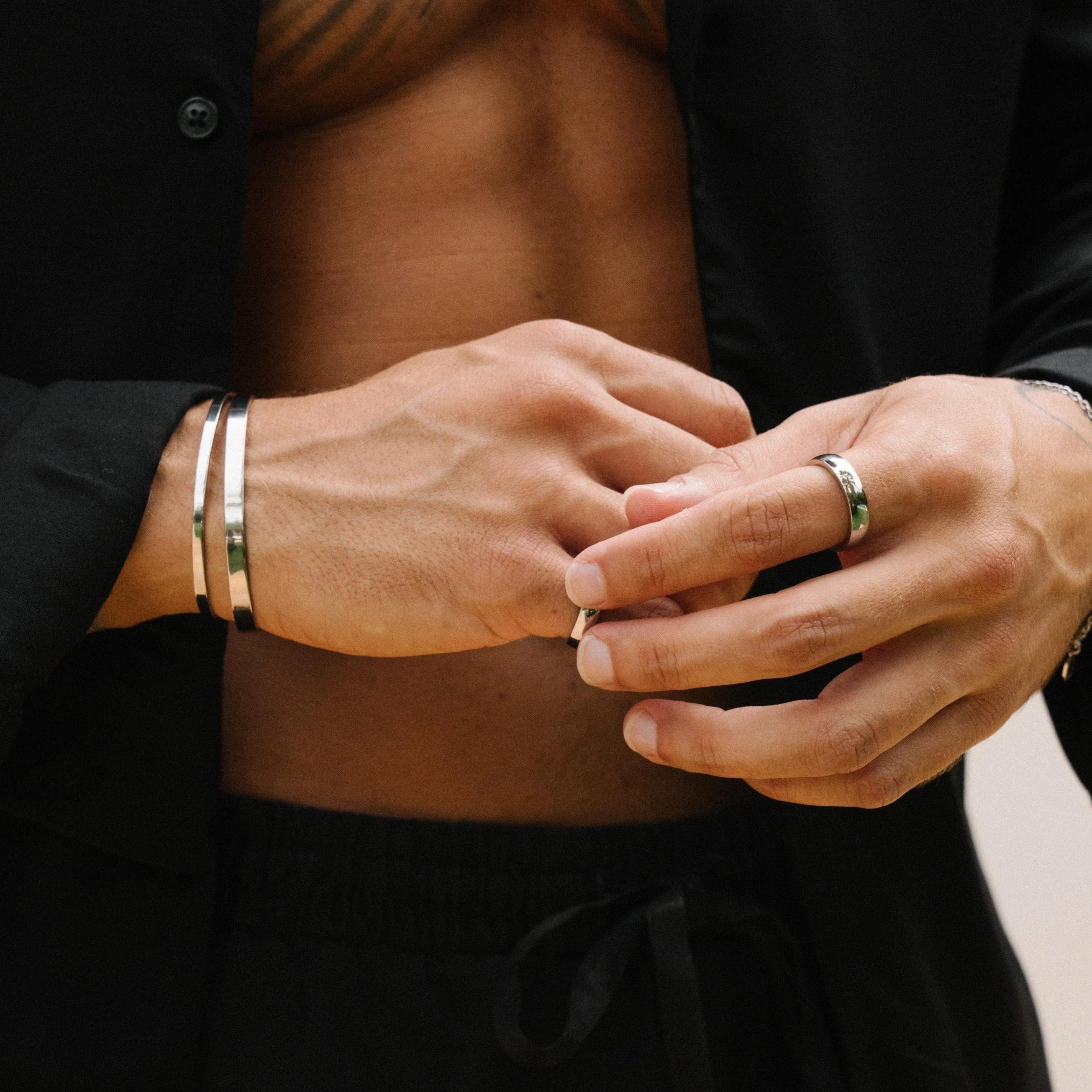 Ethereal Cuff Bracelet - (silver) 4