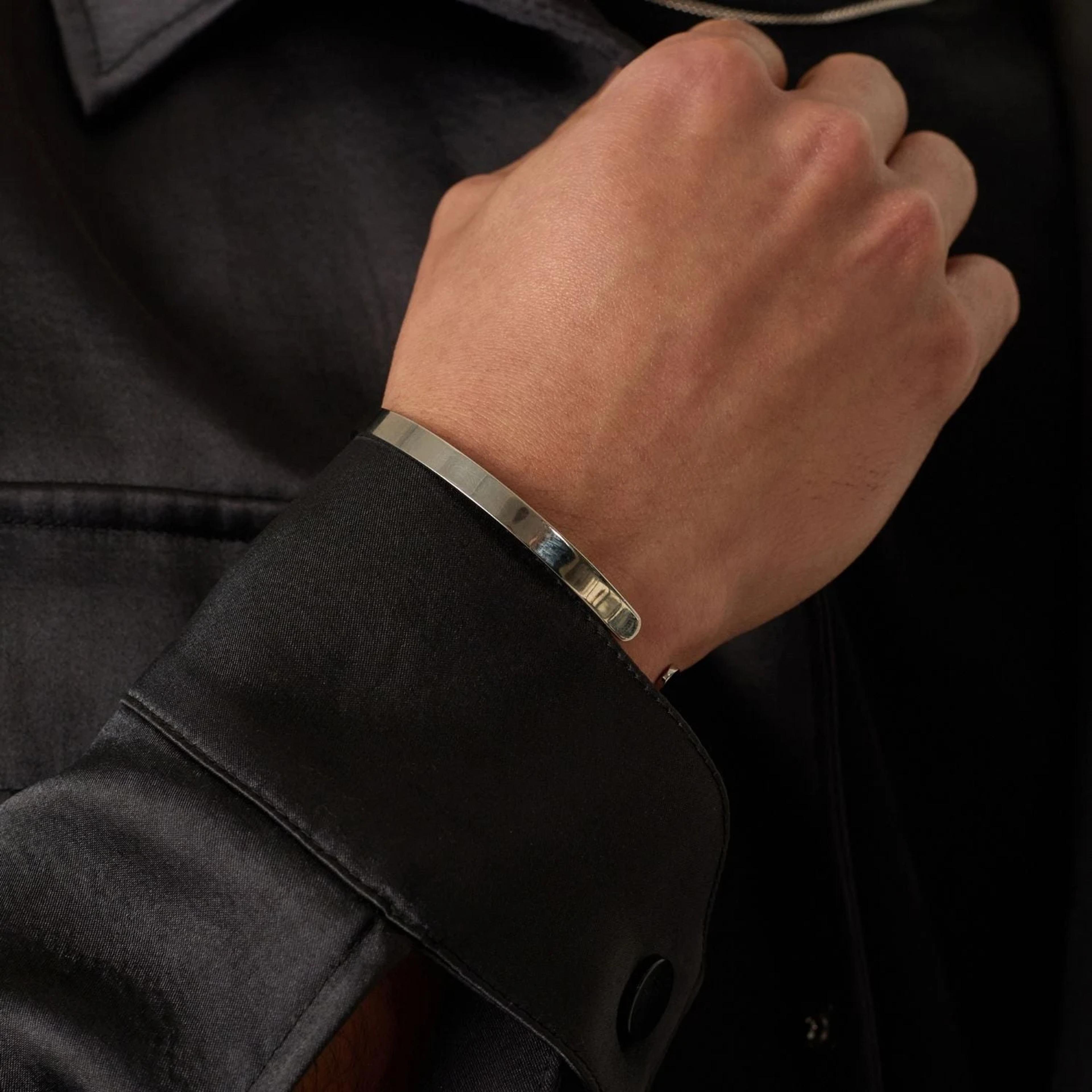 Ethereal Cuff Bracelet - (silver) 5