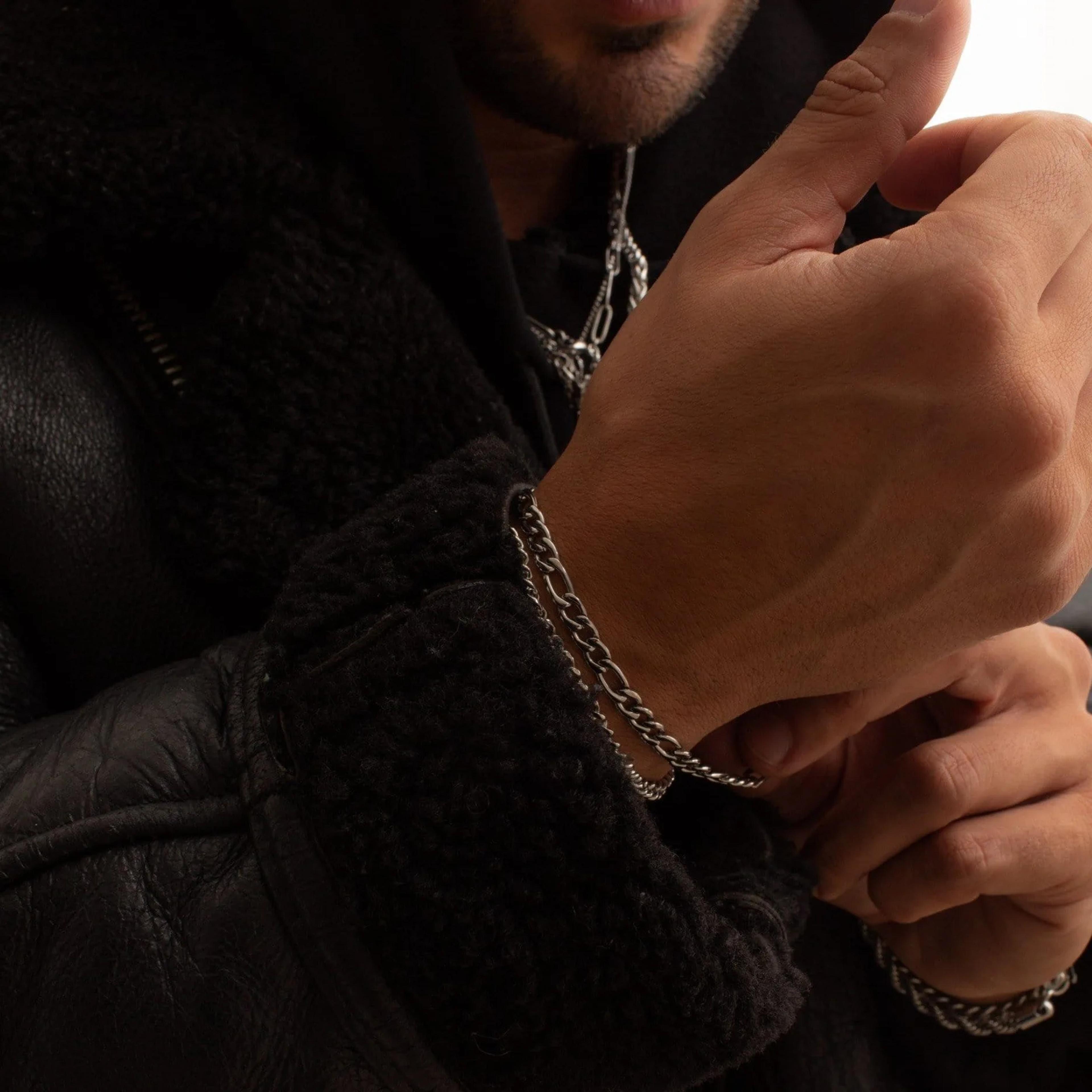 Gold Figaro Bracelet - (silver) 2