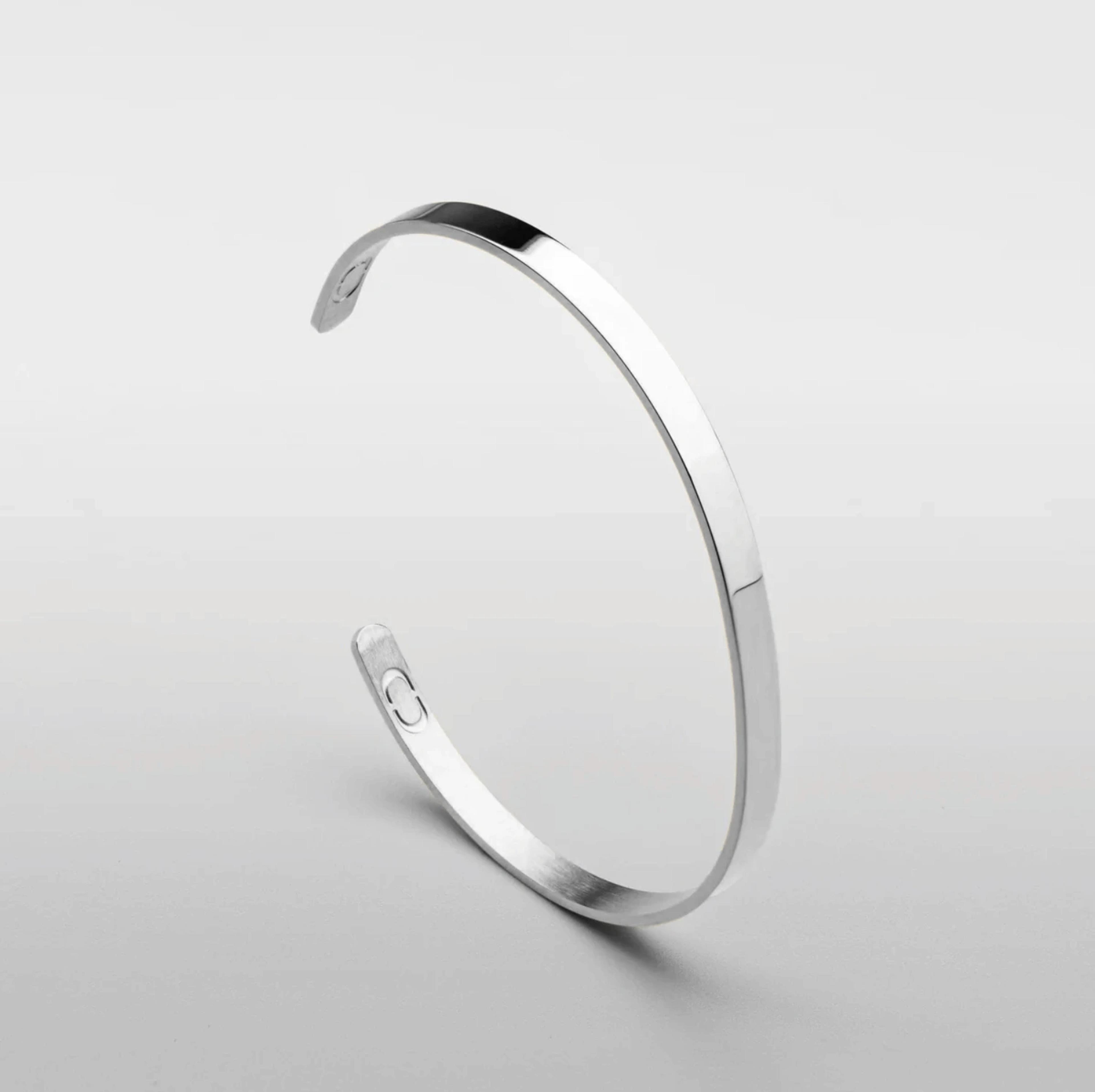 Ethereal Cuff Bracelet - (silver) 1
