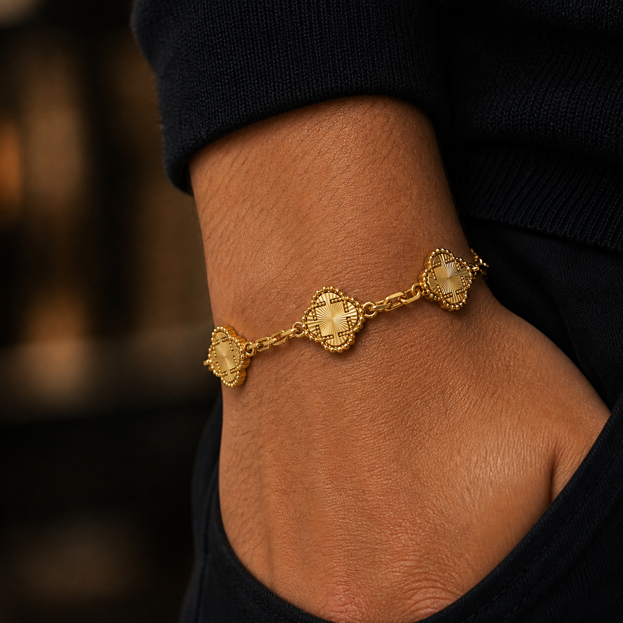 Royal Clover Bracelet - Clover Bracelet (Gold)