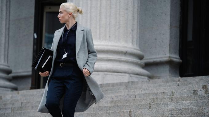 Answering Service for Law Firms: What It Can Answer, and What You Still Have to Do