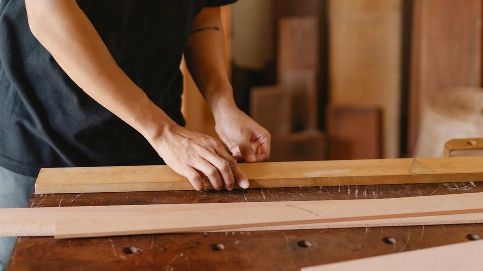 AI for Managing a Small Business Day to Day: The Part the Tool Lists Leave Out