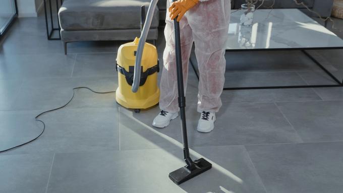 Answering Service for House Cleaning: What a Missed Call Actually Costs You