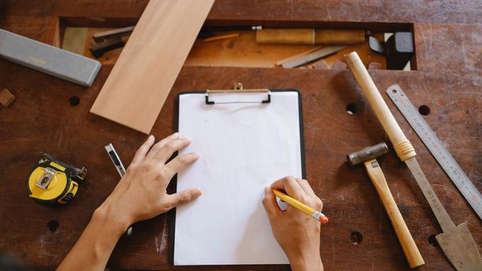 An AI assistant for small business operations: what it can actually take off your plate