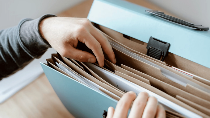 Ditch the Admin Overload: Automate Your Business with an AI Assistant