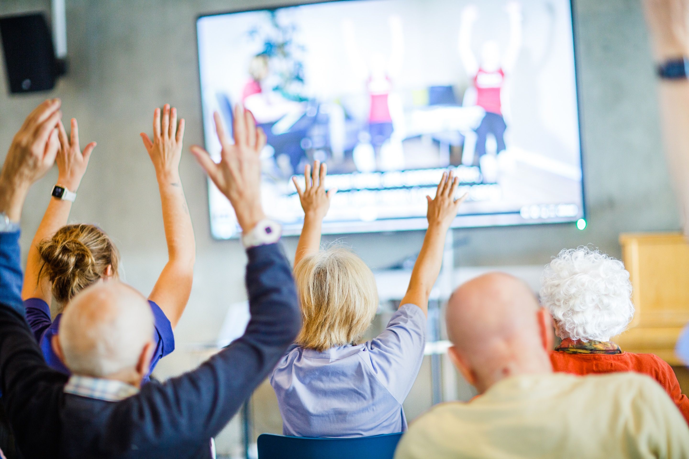 sang og bevegelse til skjerm