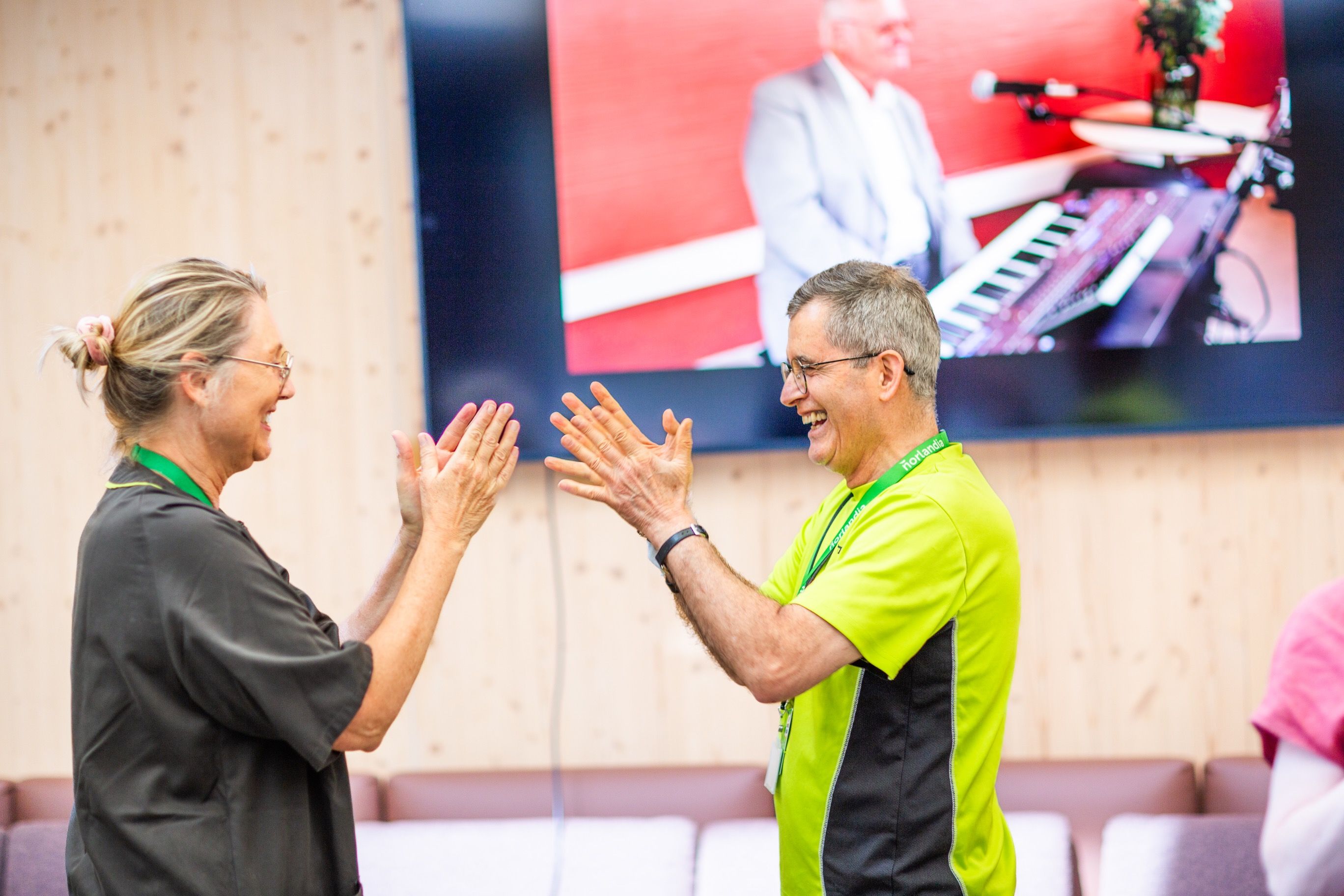 Det finnes et vell lav ulike kor for eldre, tilpasset brukernes behov og forutsetninger. Illustrasjonsfoto fra Nordisk sangsymposium i 2023, Krafttak for sang