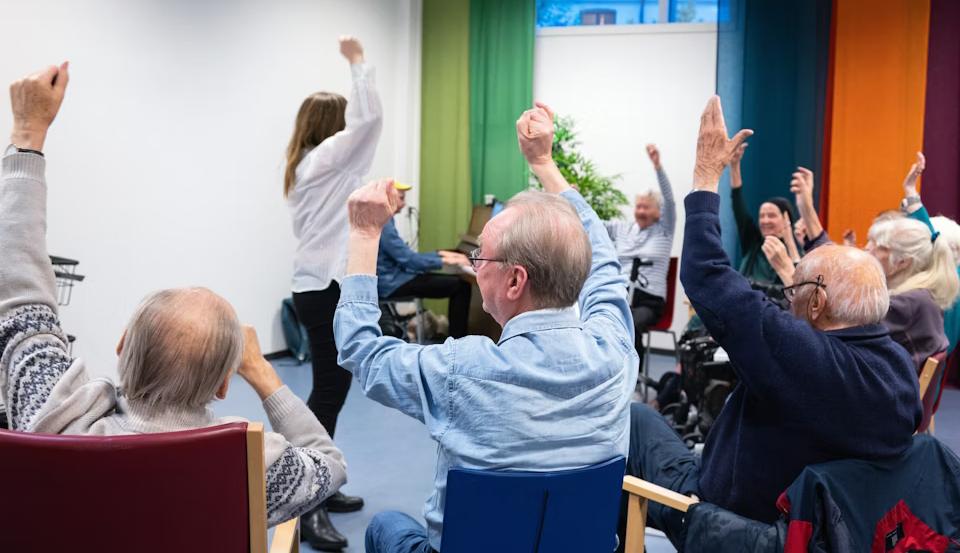 Demenskor-oppvarming med dirigent og pianist