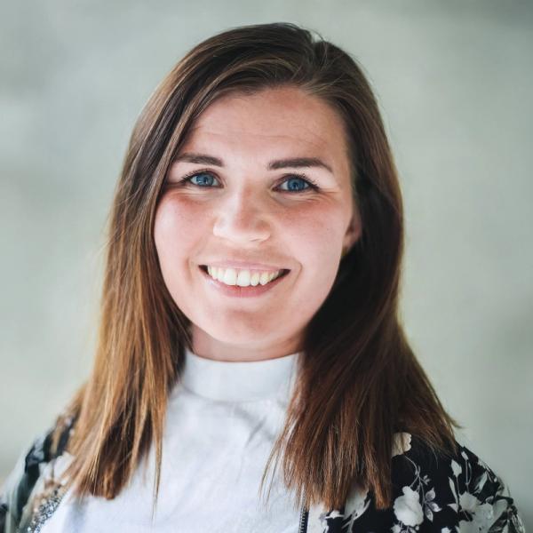 Portrett Karoline Gjertsen