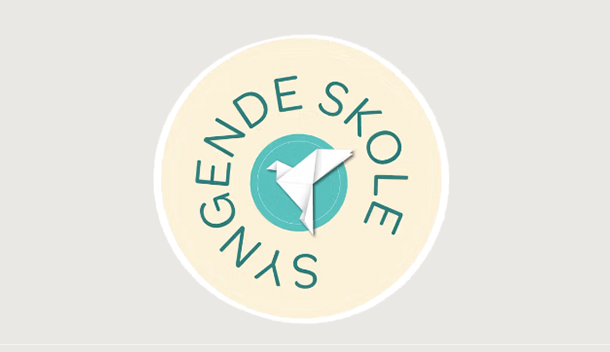 Syngende skole logo