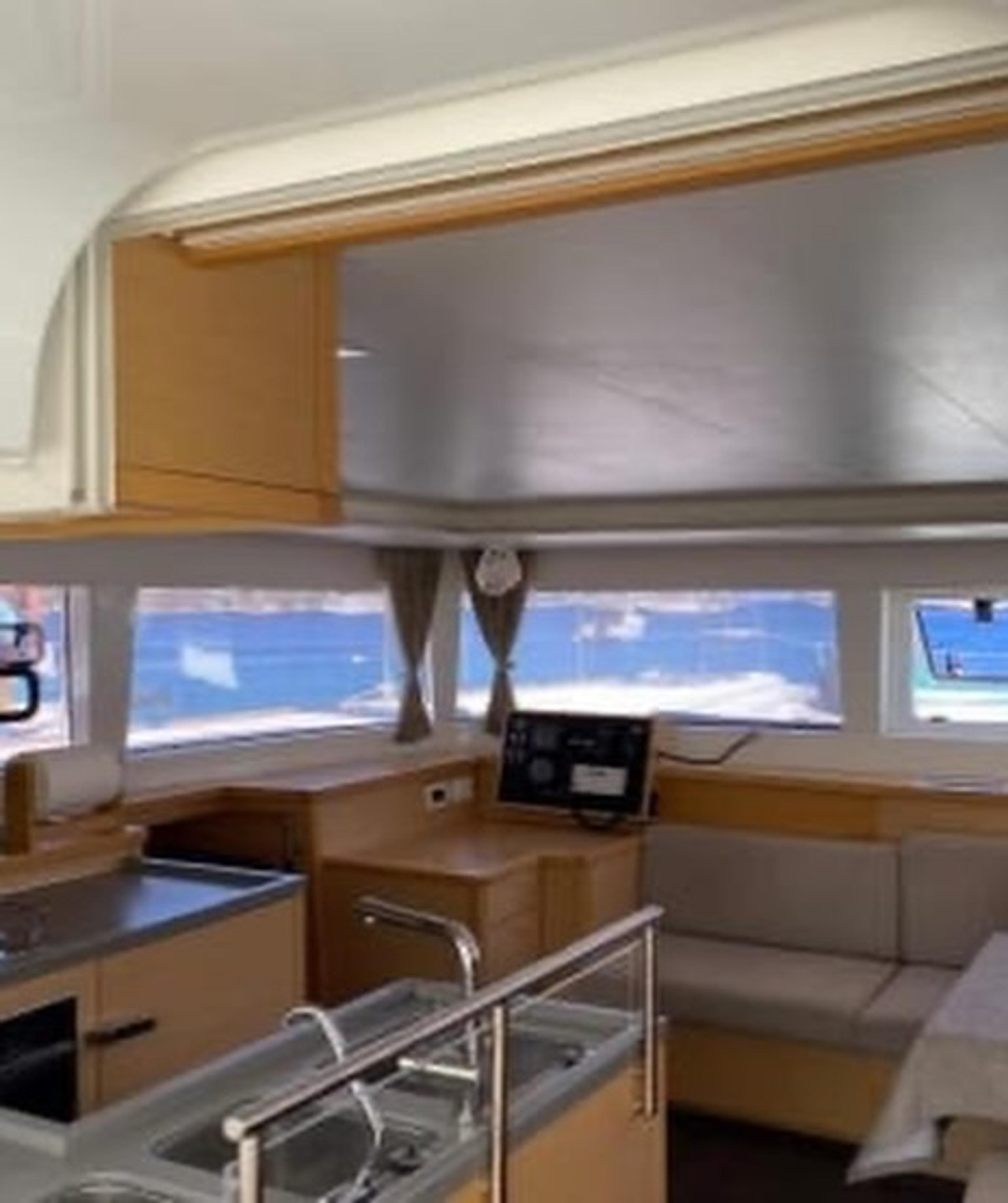 2015 LAGOON 450 F