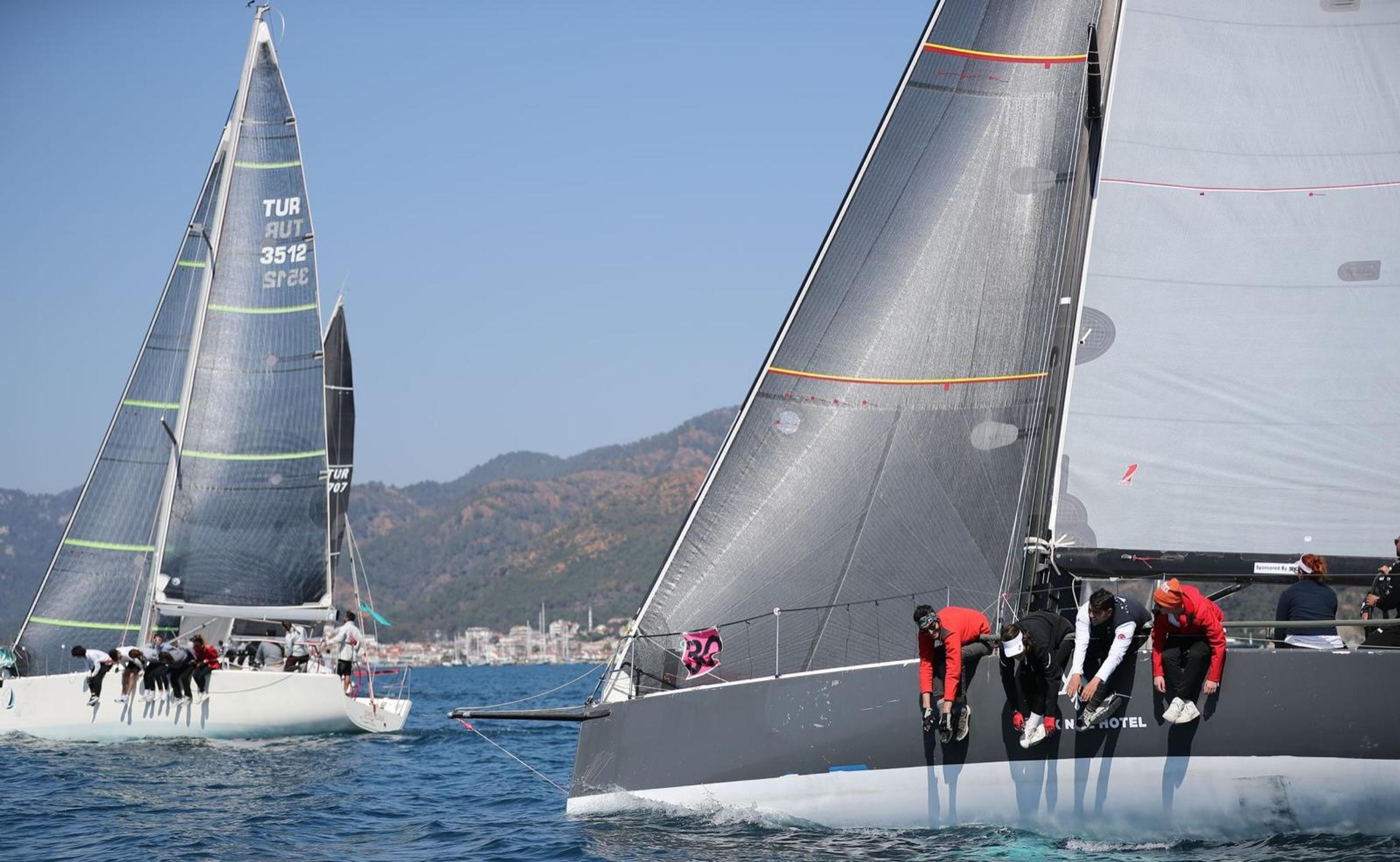 2013 BOLT 37
