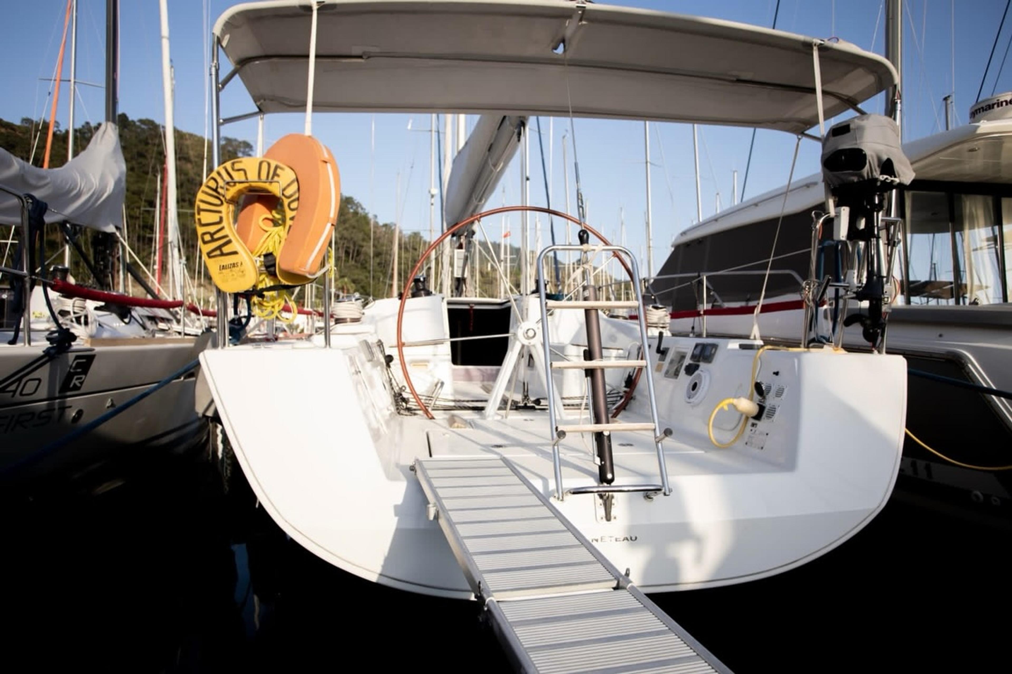 2012 BENETEAU FIRST 40