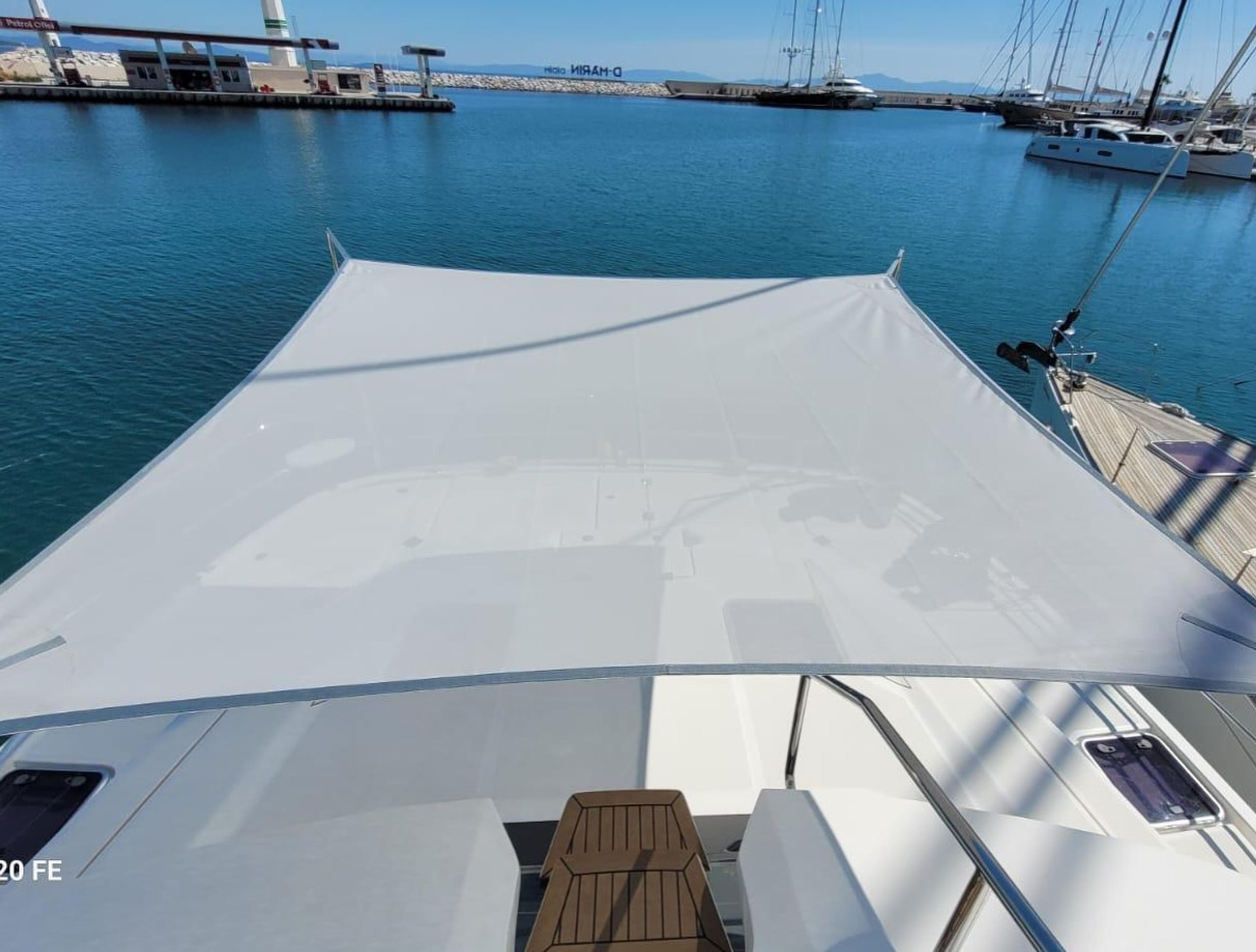 2021 AQUILA 44 POWER CATAMARAN