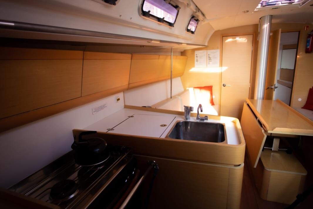2012 BENETEAU FIRST 40