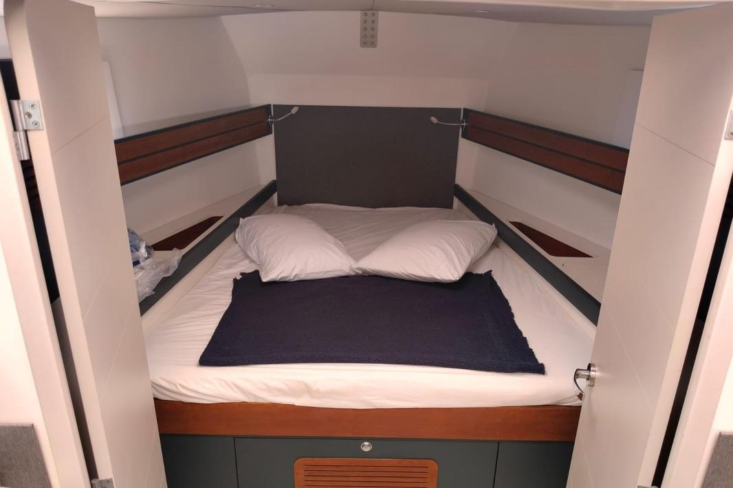 2017 RM YACHTS 1270