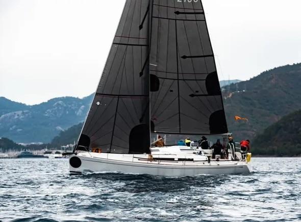 2006 Grand Soleil 37 B&C