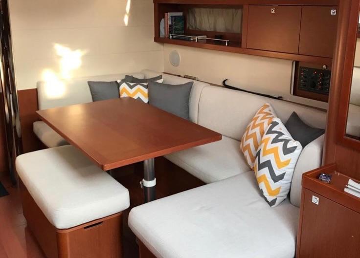2013 Beneteau Oceanis 45