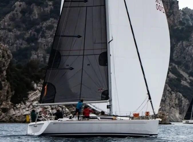 2006 Grand Soleil 37 B&C
