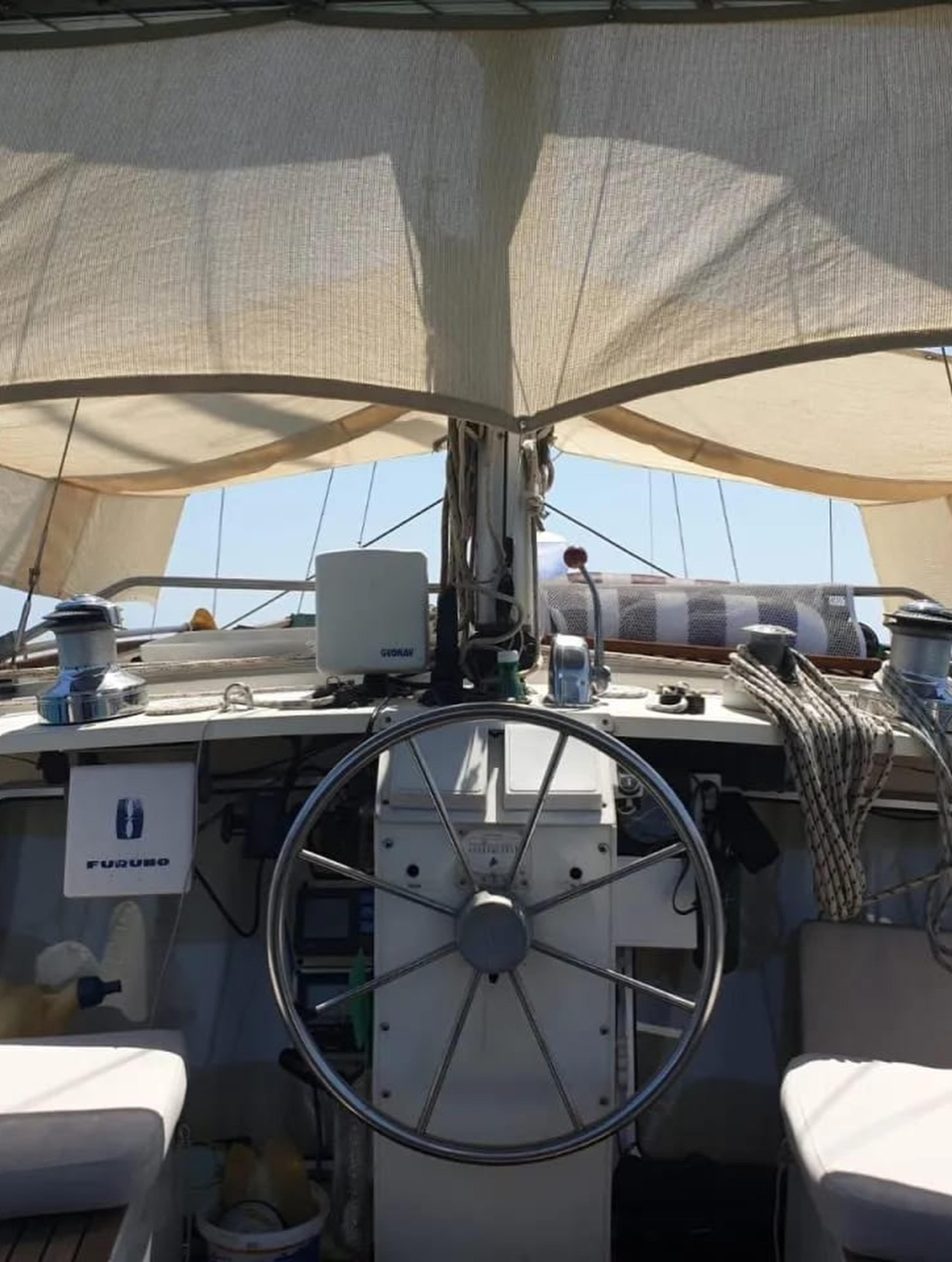 1990 Nauticat 33