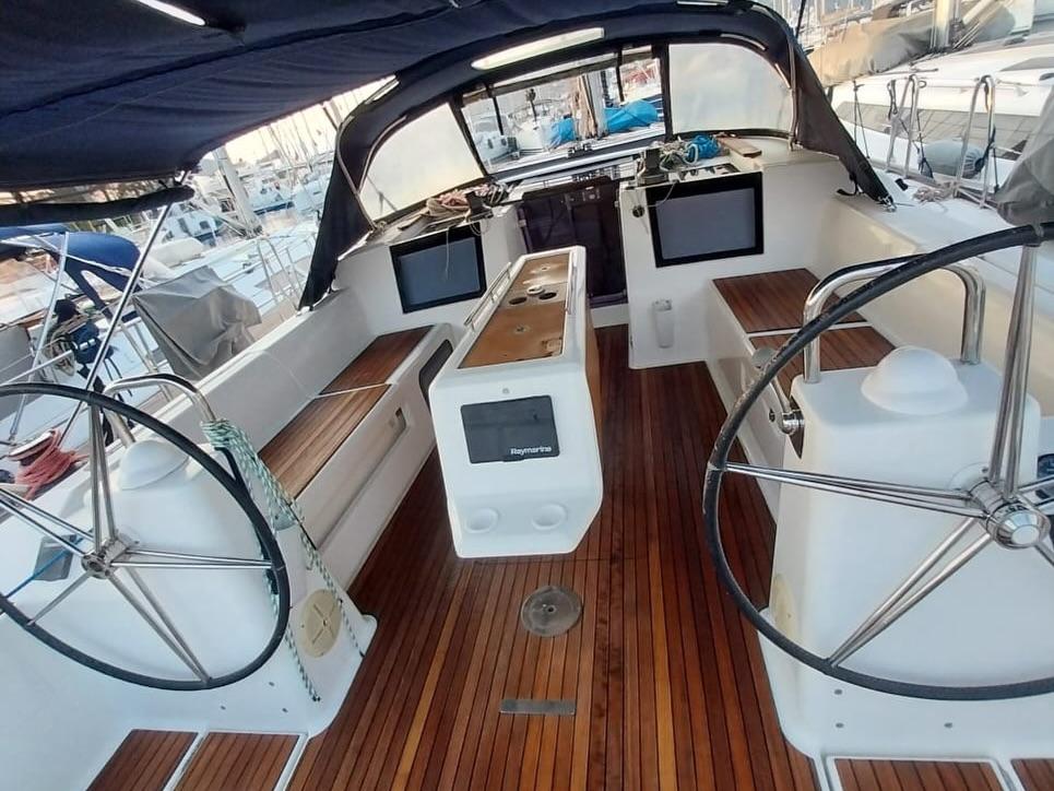 2018 DUFOUR 460 GRAND LARGE