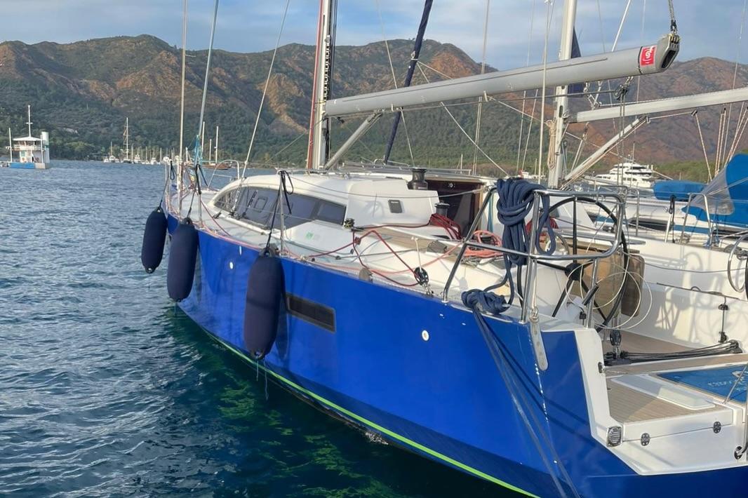 2017 RM YACHTS 1270