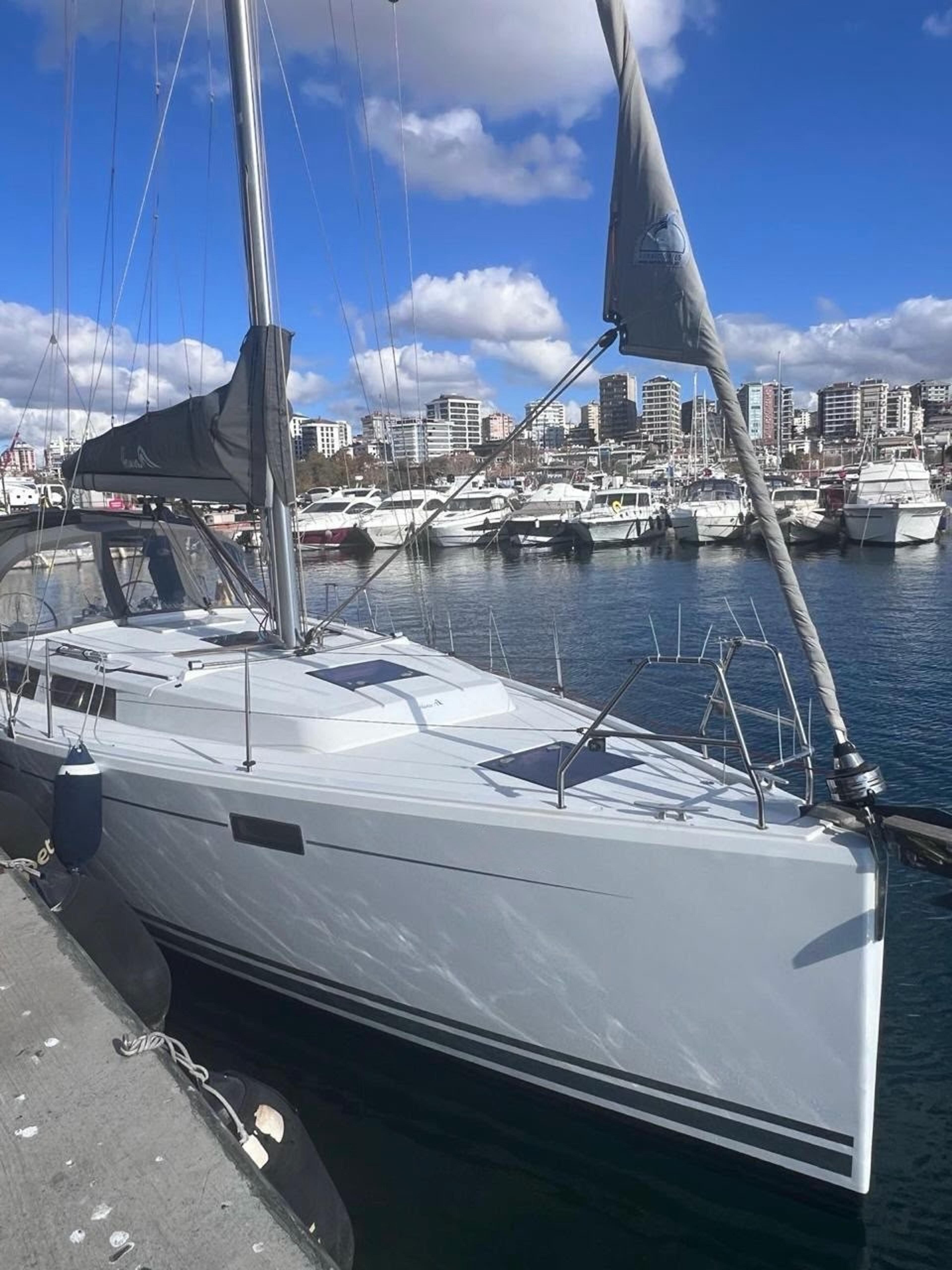 2013 HANSE 385 | UK FLAG 🇬🇧