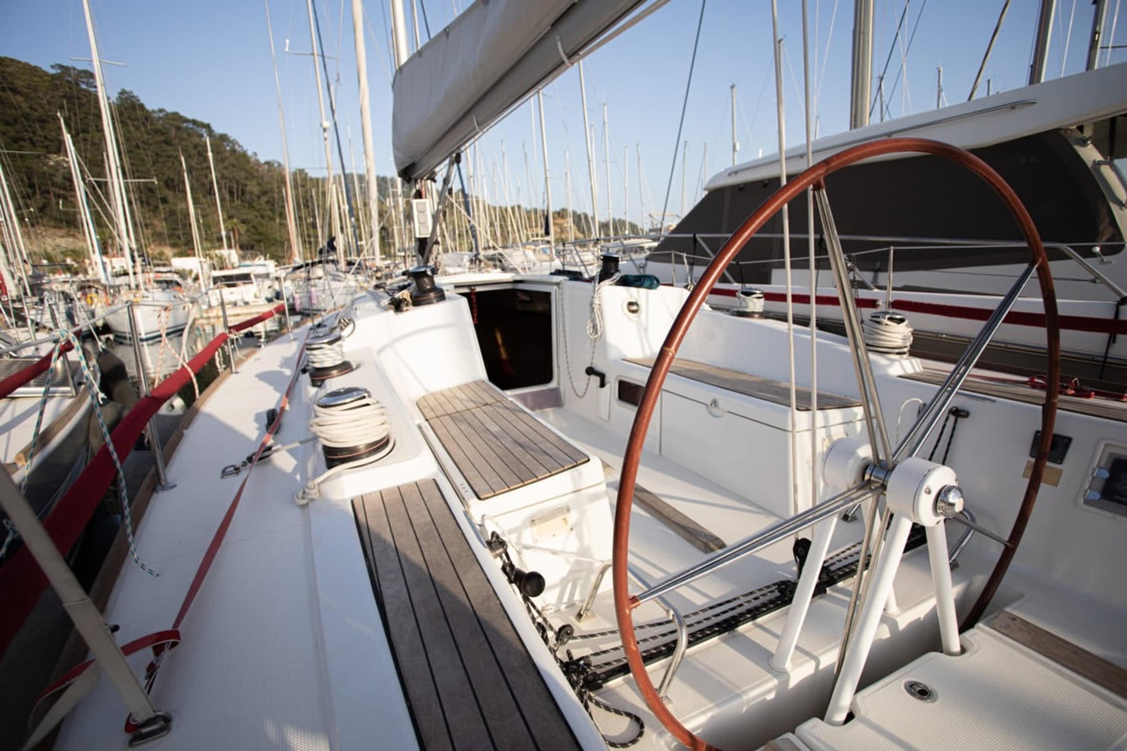 2012 BENETEAU FIRST 40