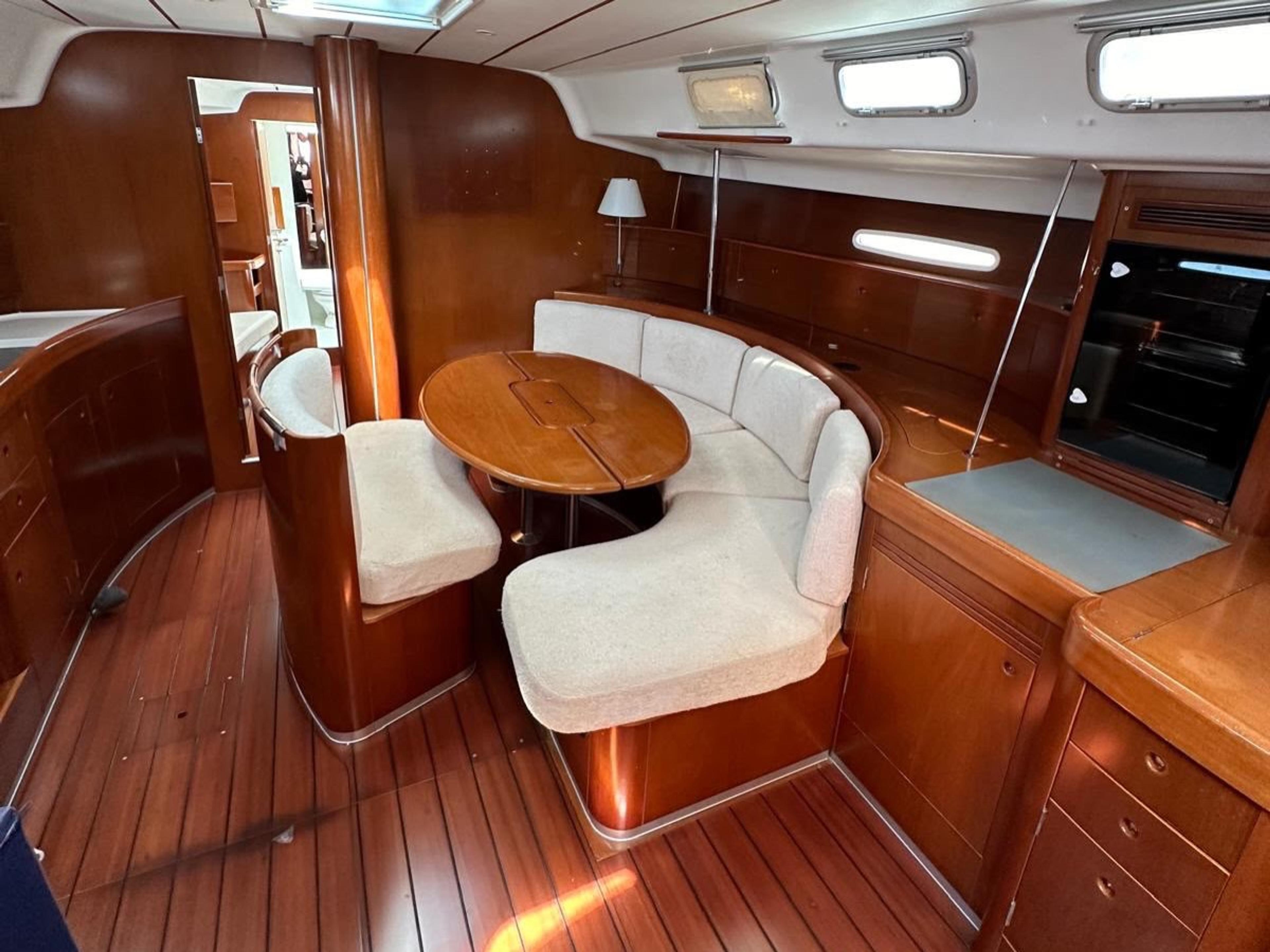 2000 Beneteau First 47.7