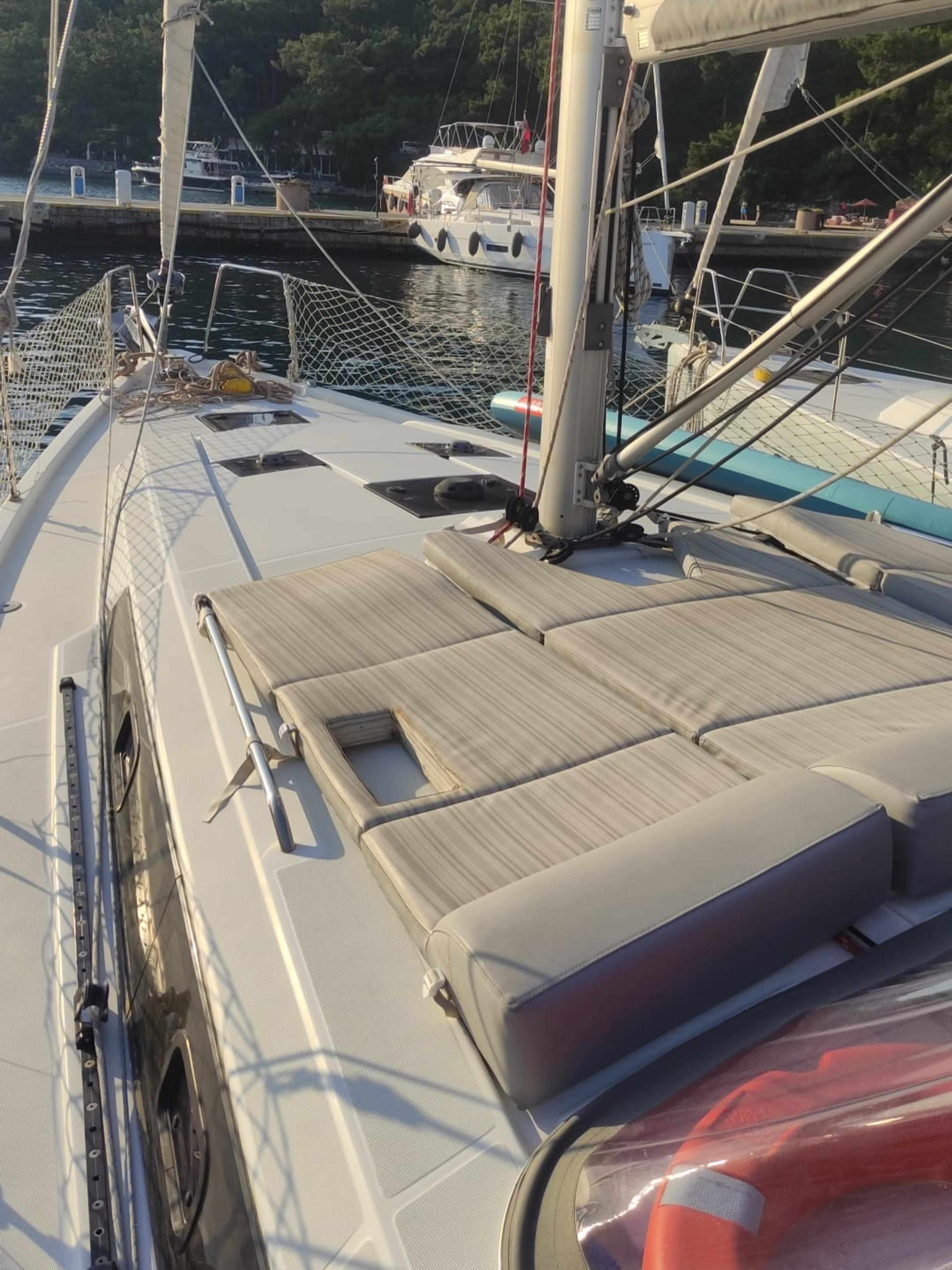 2018 BENETEAU OCEANIS 41.1