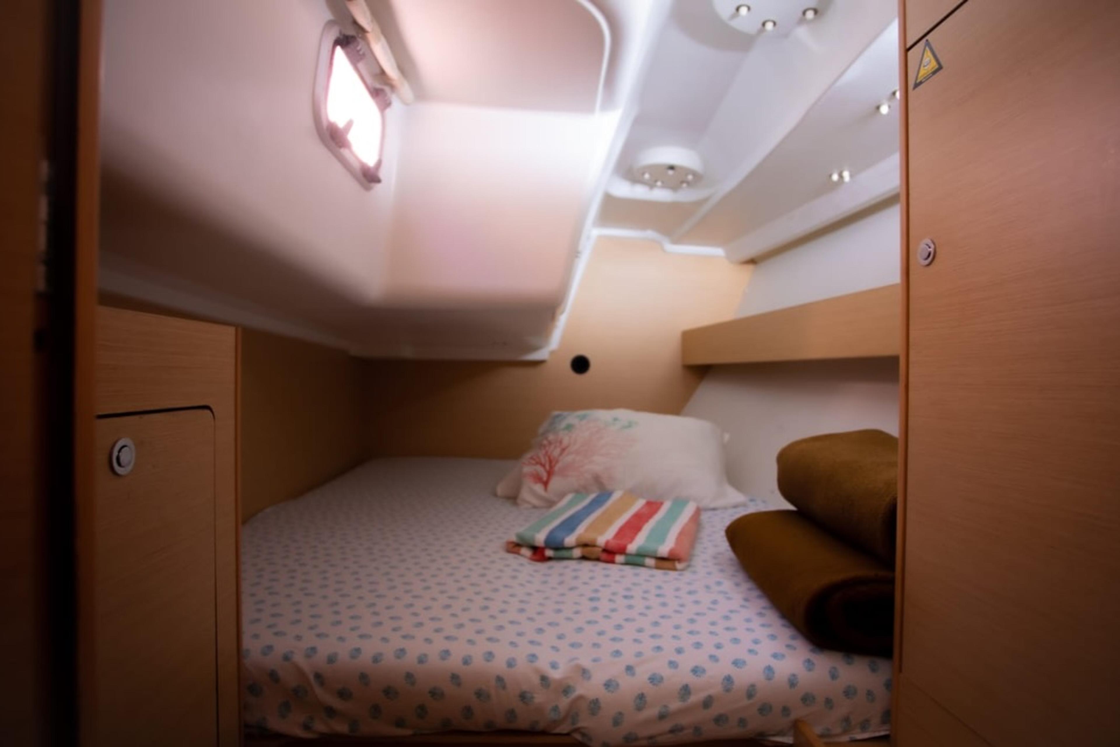 2012 BENETEAU FIRST 40