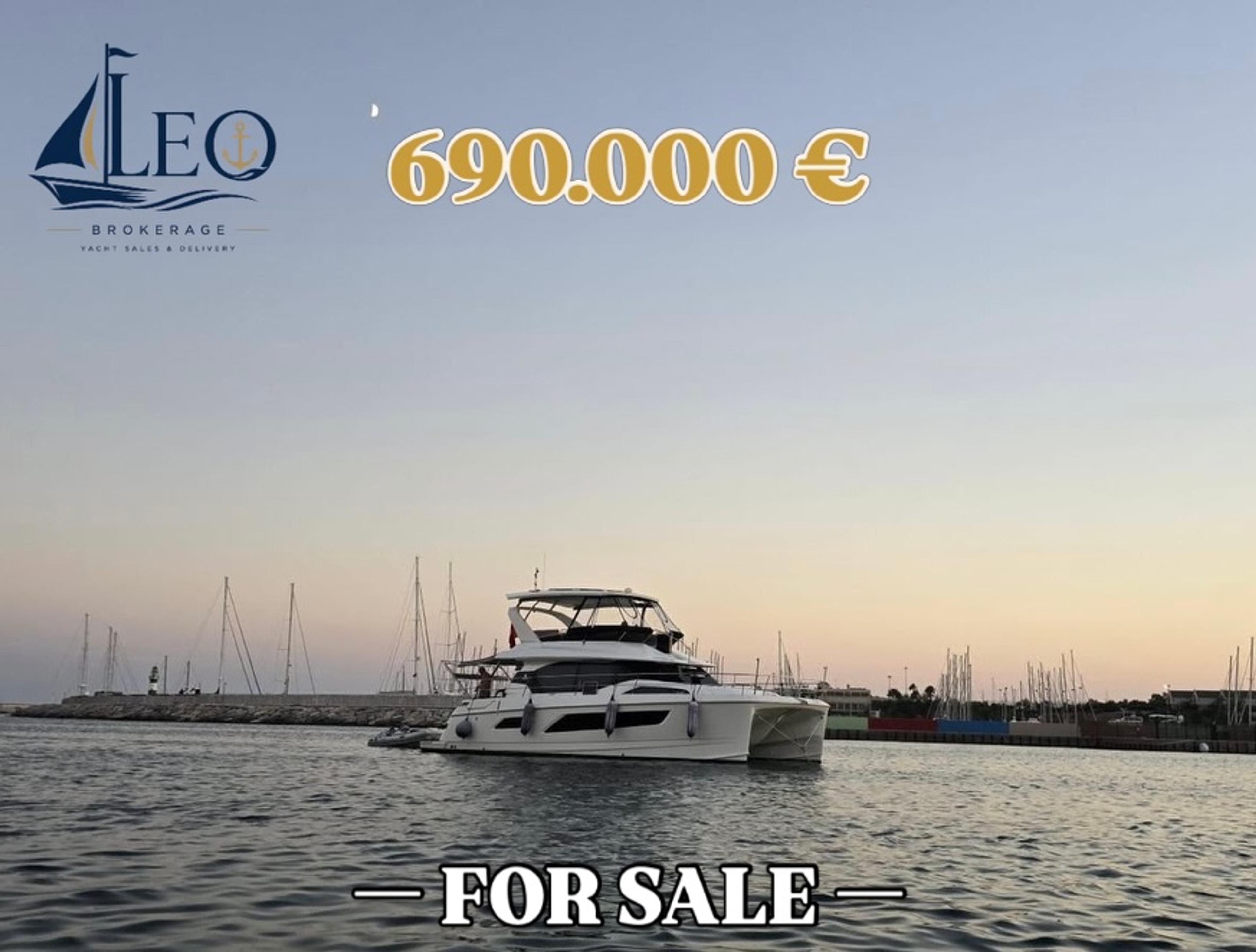 2021 AQUILA 44 POWER CATAMARAN