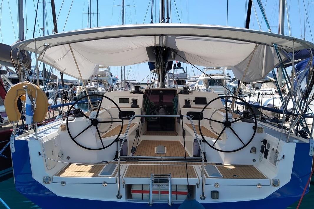 2017 RM YACHTS 1270