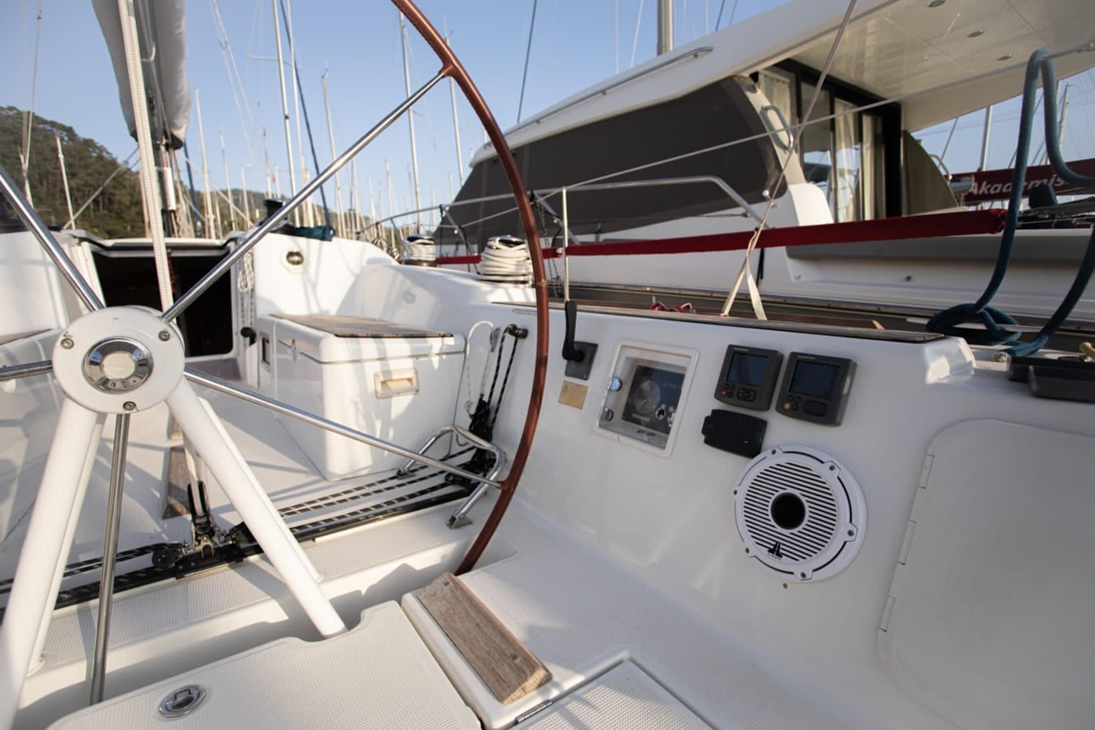 2012 BENETEAU FIRST 40