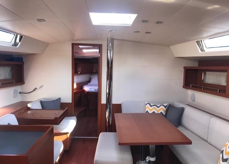 2013 Beneteau Oceanis 45