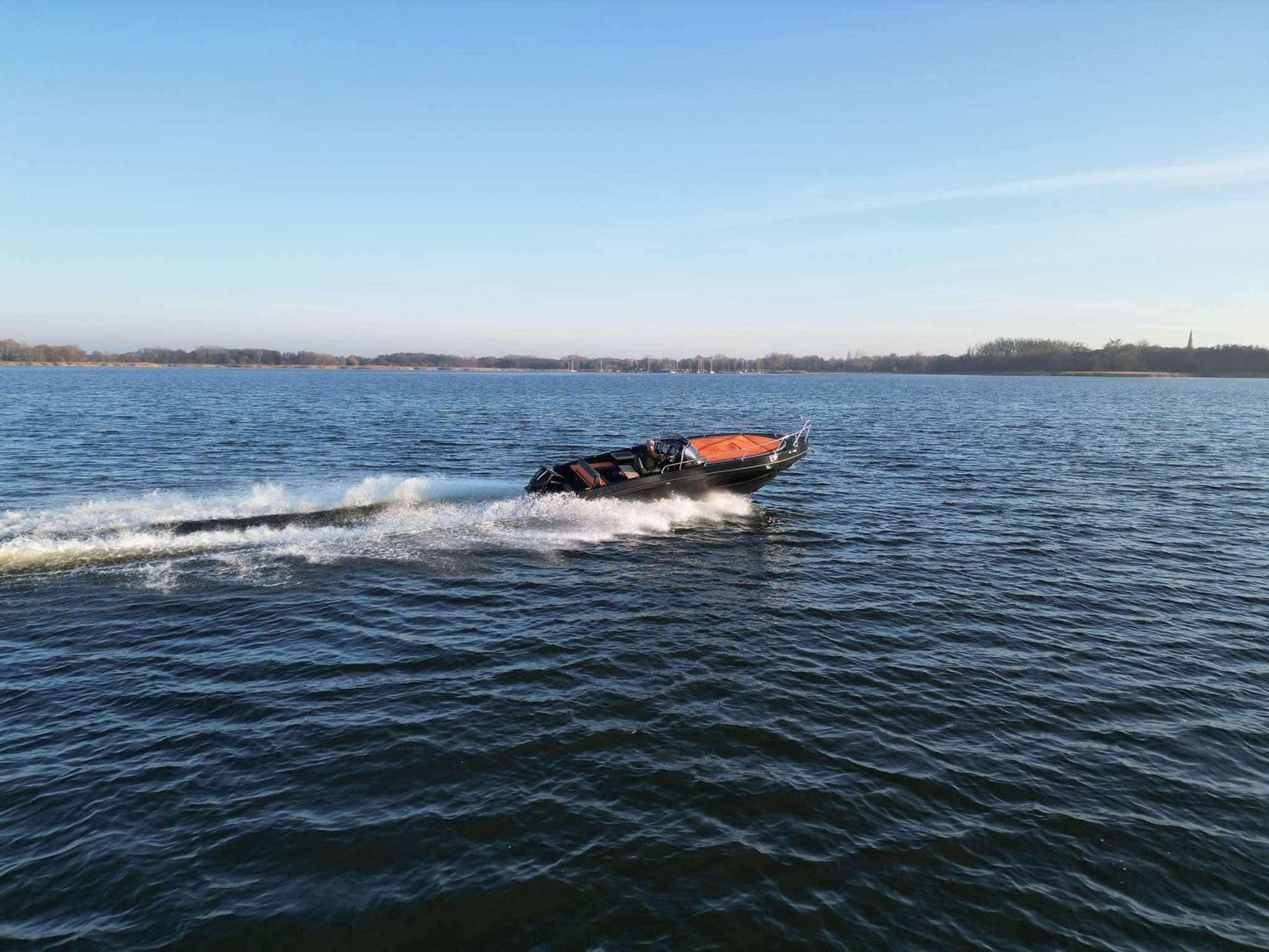 SOLMAR 28