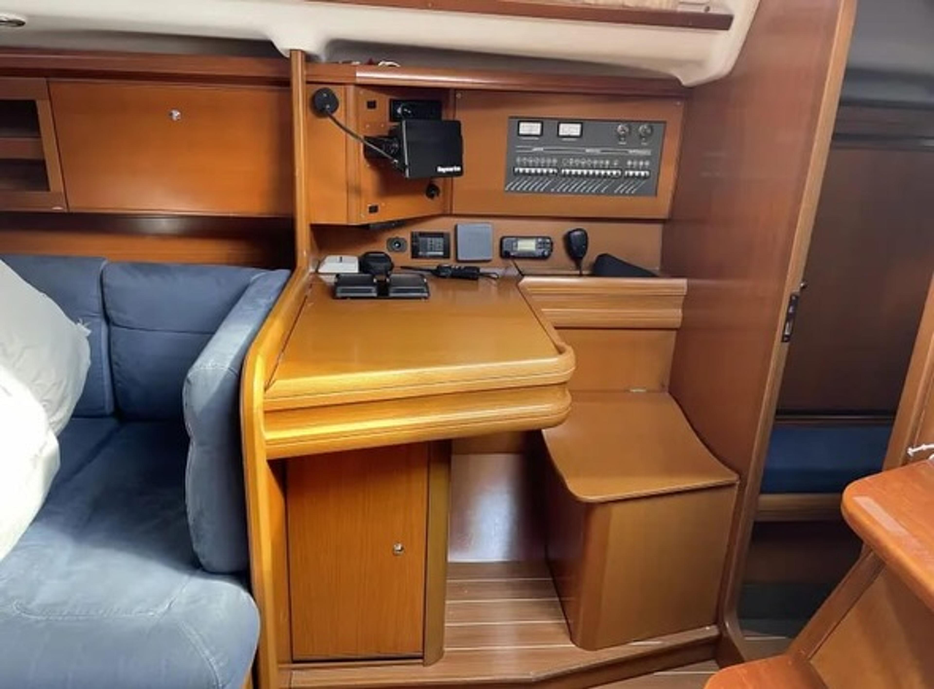 2006 Grand Soleil 37 B&C