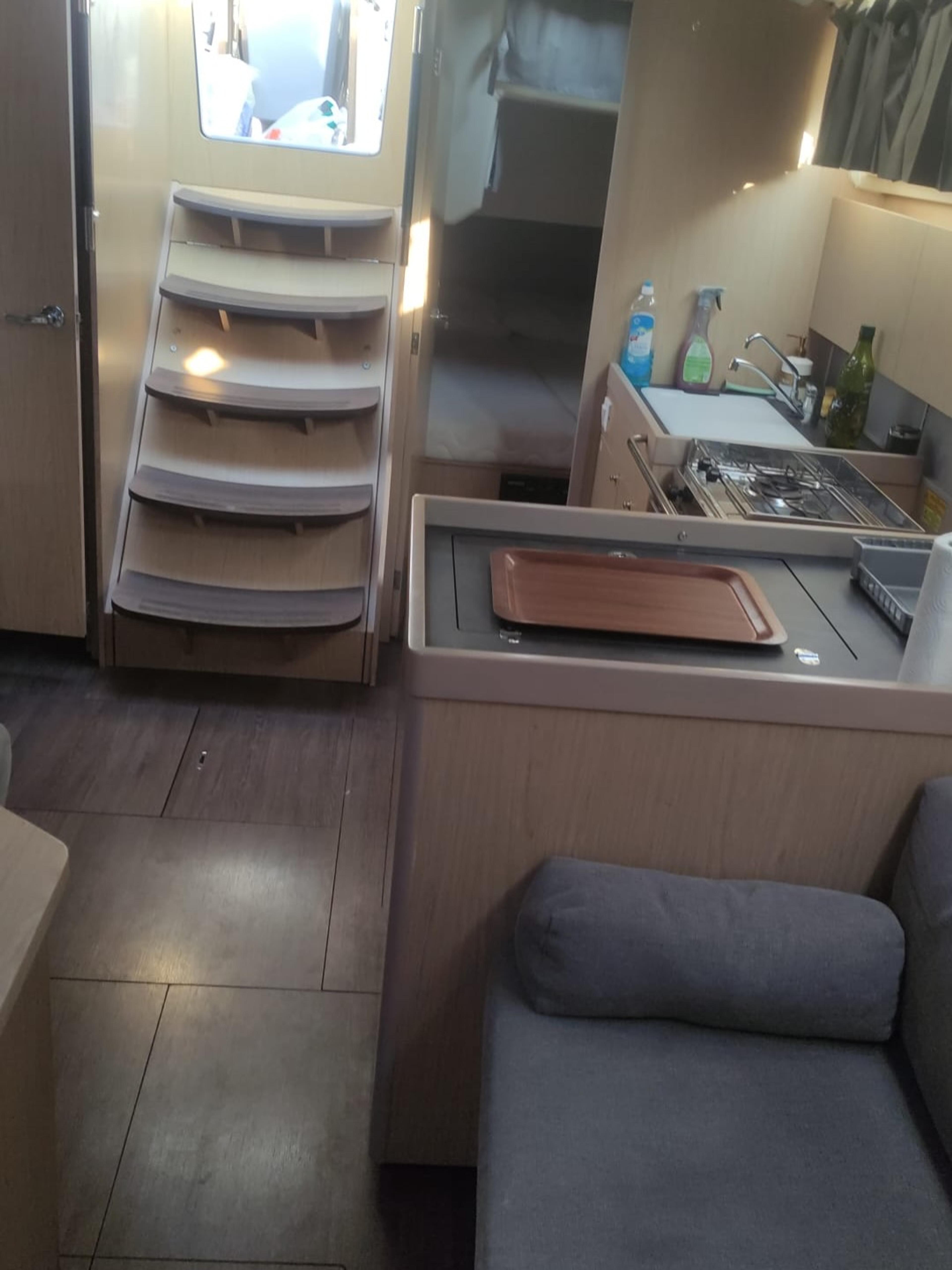2018 BENETEAU OCEANIS 41.1