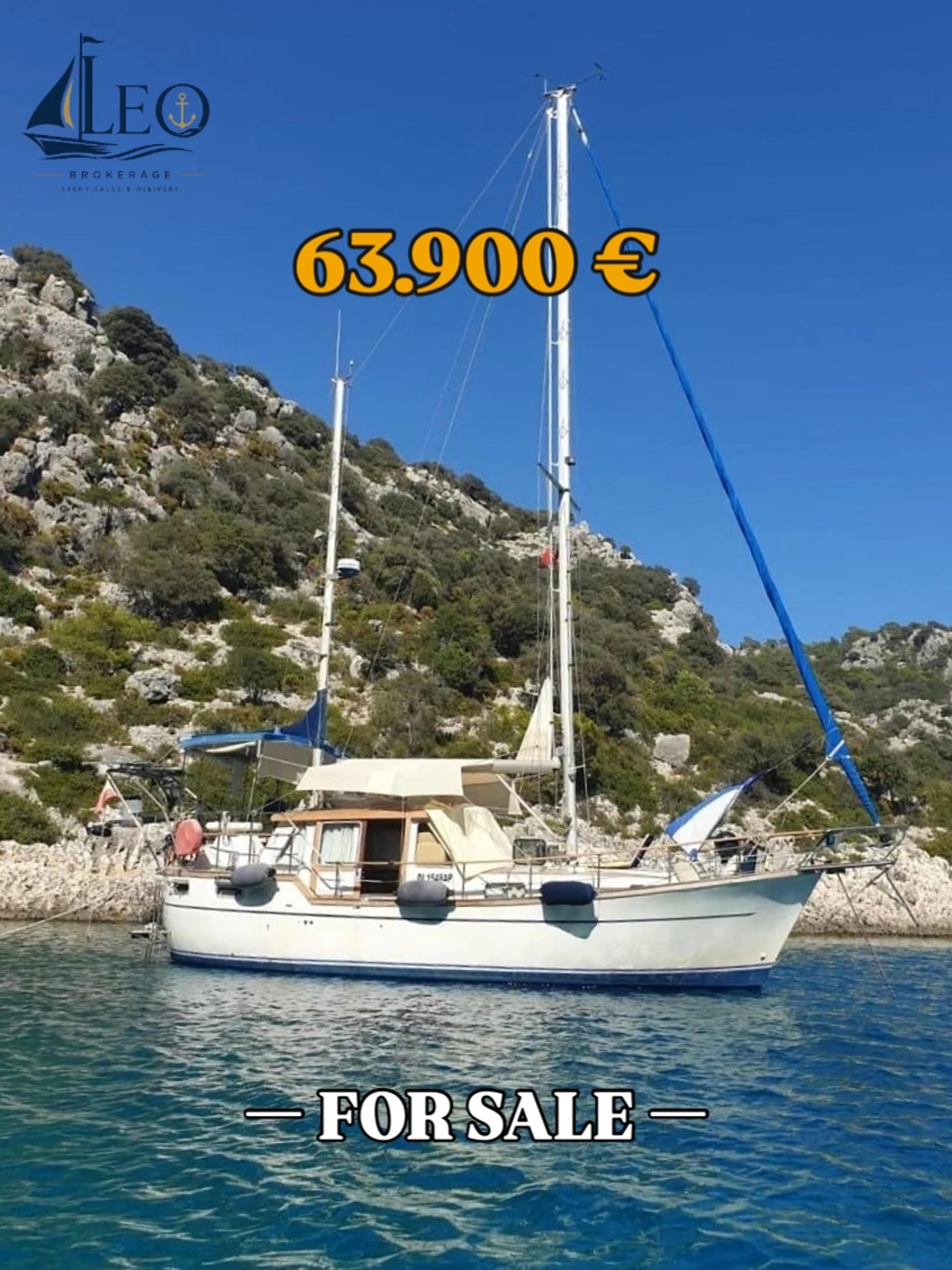 1990 Nauticat 33